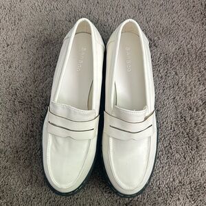 White Bamboo Platforms